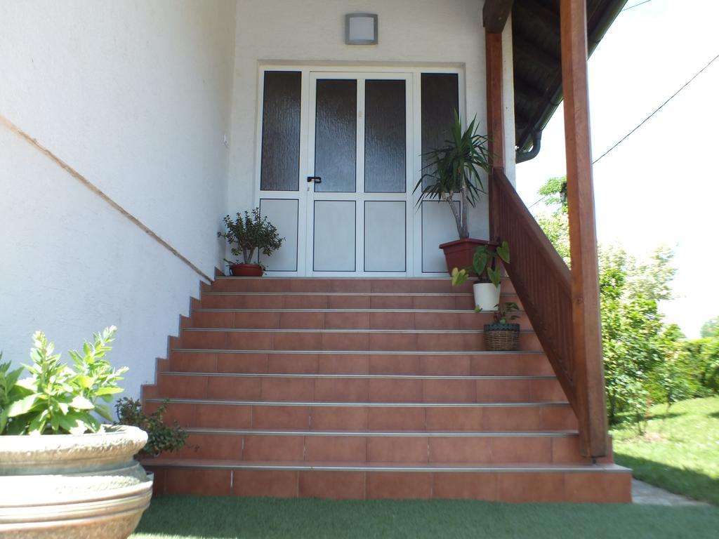 Apartment Bastaja Slunj Ruang foto
